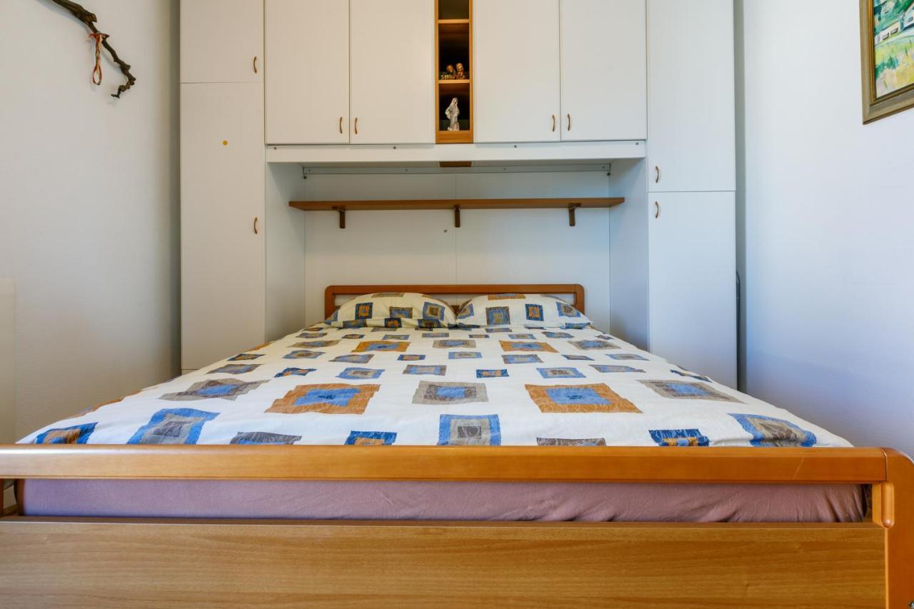 Apartment Eni Selce Kültér fotó